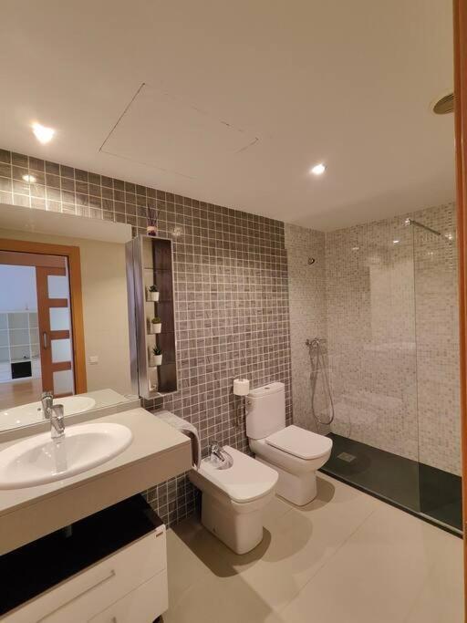 Cozy Apartment Forum Beach Sant Adria de Besos Exterior photo